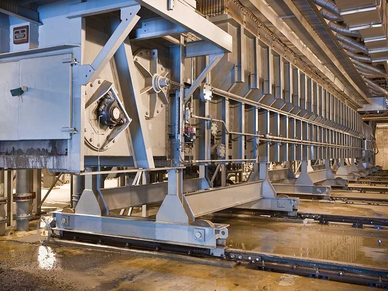 Transportador de cadena sumergido SFC (Submerged Flight Conveyor) de UCC para ceniza de fondo en centrales termoelectricas