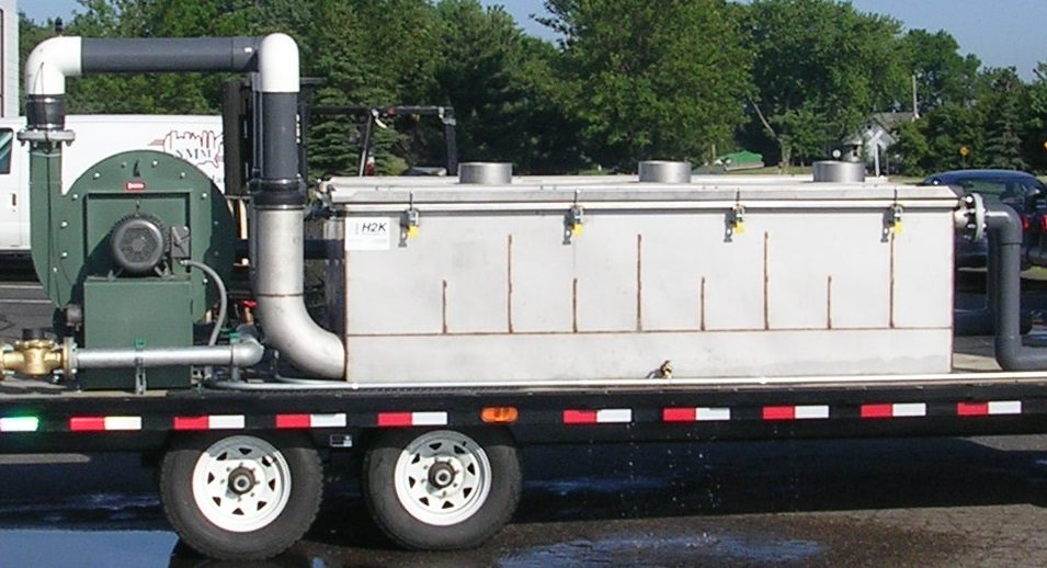 Air stripper movil en trailer de arriendo H2K Technologies para tratamiento de agua en terreno