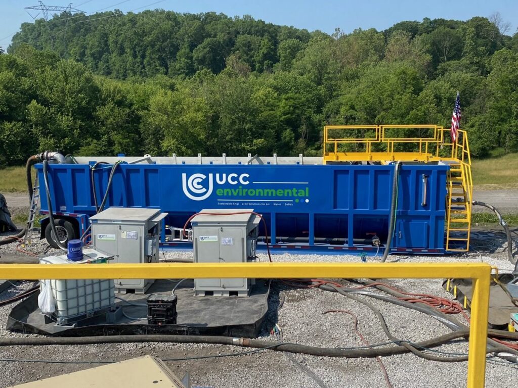 Clarificador UCC Environmental instalado para tratamiento temporal de aguas en planta industrial