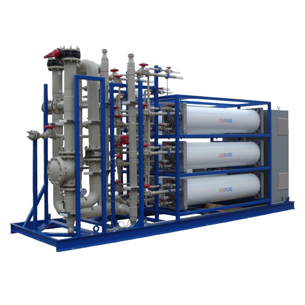 Sistema de osmosis inversa industrial UCC Environmental en skid para agua ultrapura y desmineralizada